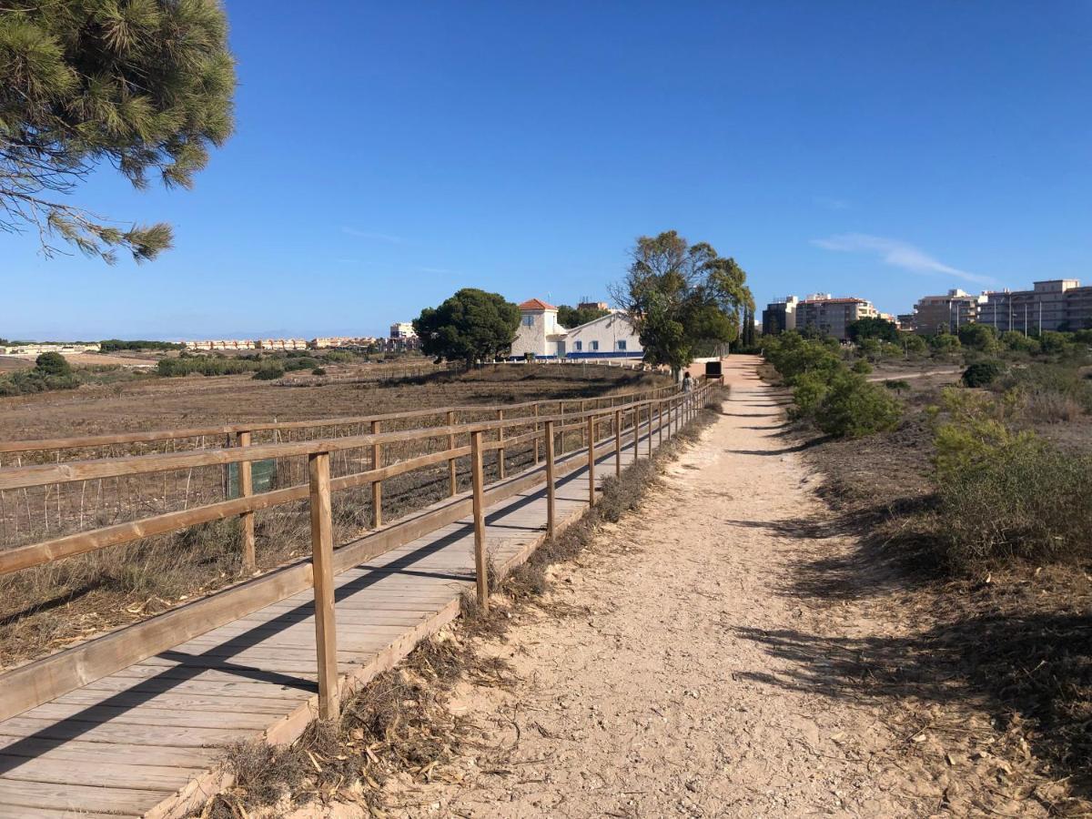 Amplio Apartamento Playa 拉马他 外观 照片